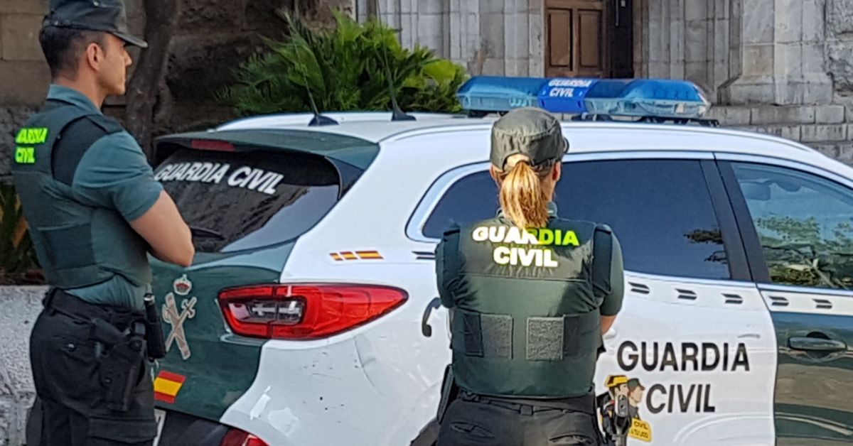 La Guardia Civil, en una intervención en una imagen de archivo. La Guardia Civil, en una intervención en una imagen de archivo.
