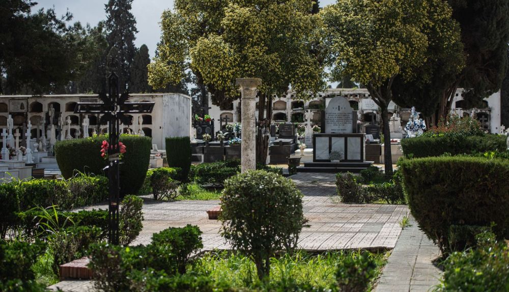 La Fosa Monumento, en el cementerio de Sevilla.
