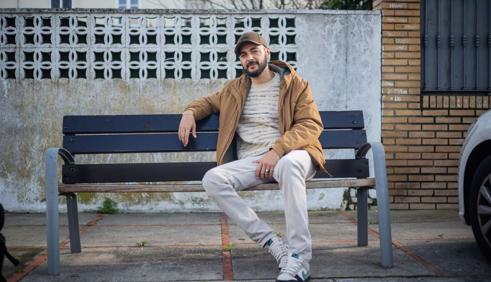 El artista jerezano, en la plaza Molina Lagartijo.