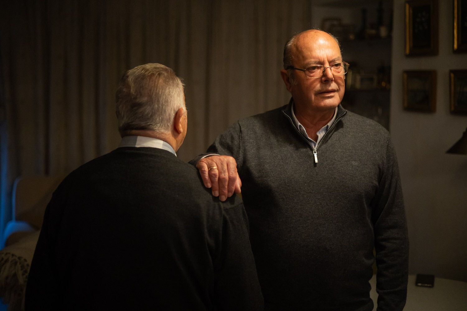 Manuel Canevas y Miguel Ramos, hermanos de la hermandad de Las Angustias de Jerez.