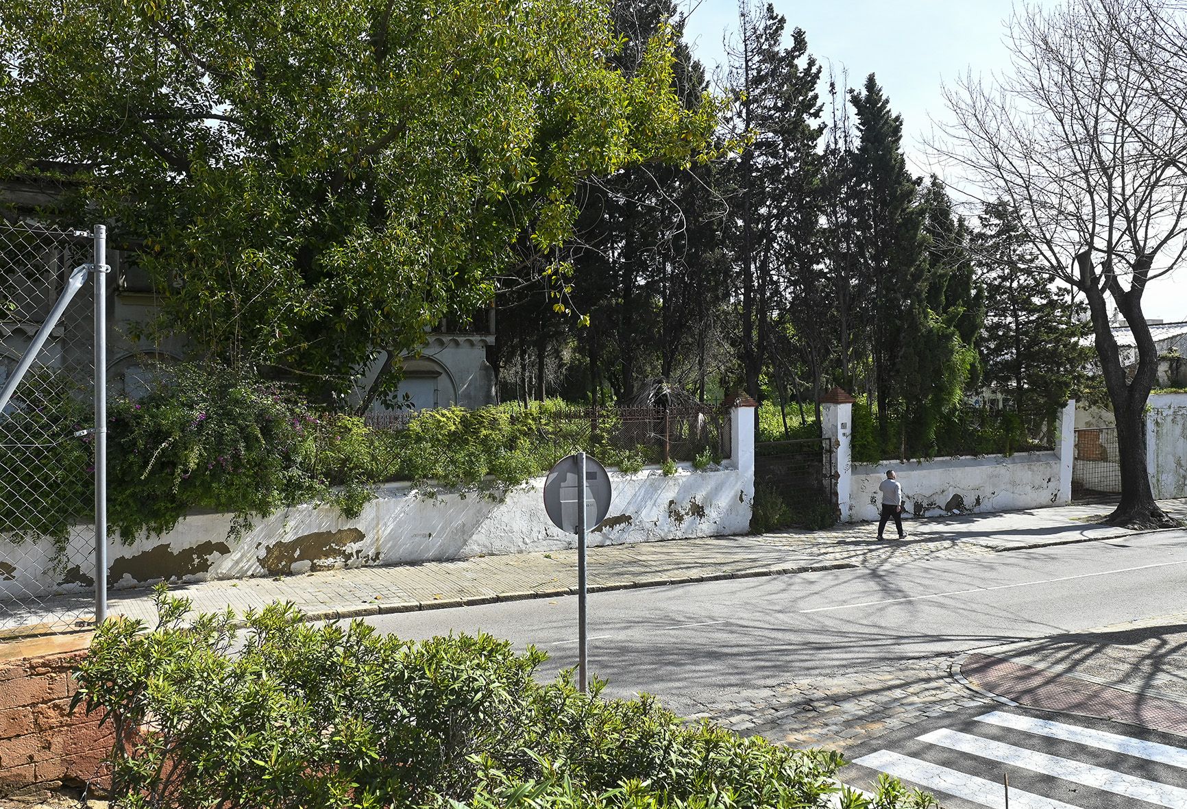 La finca que se subastará para hacer pisos en la calle Taxdirt.