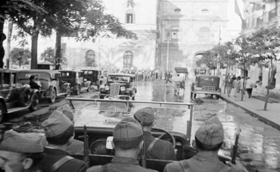 La Plaza Nueva de Sevilla, en agosto del 1936.