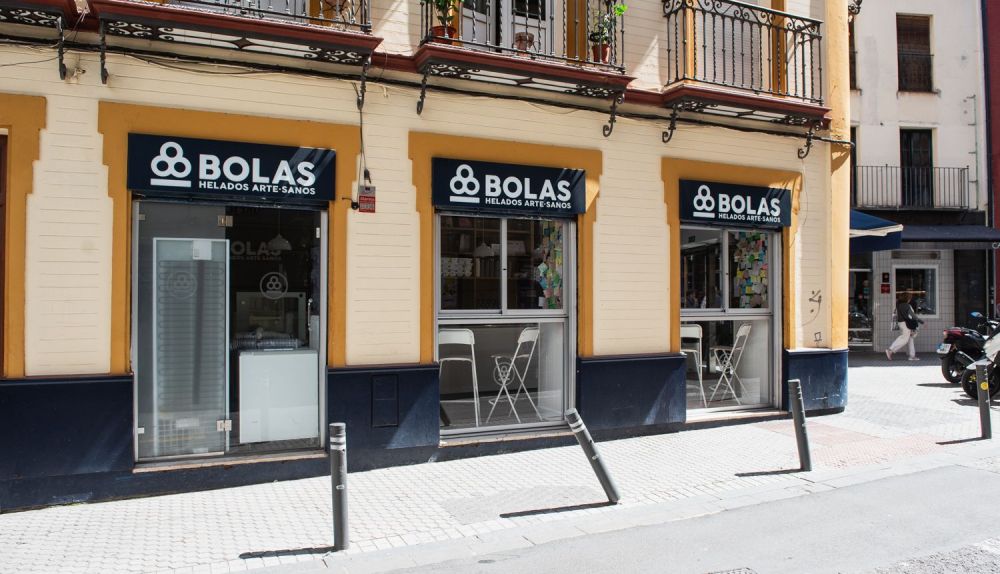HELADOS BOLAS 13