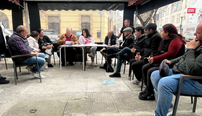 Pedro Pacheco se sumó a la reunión de los caseteros.