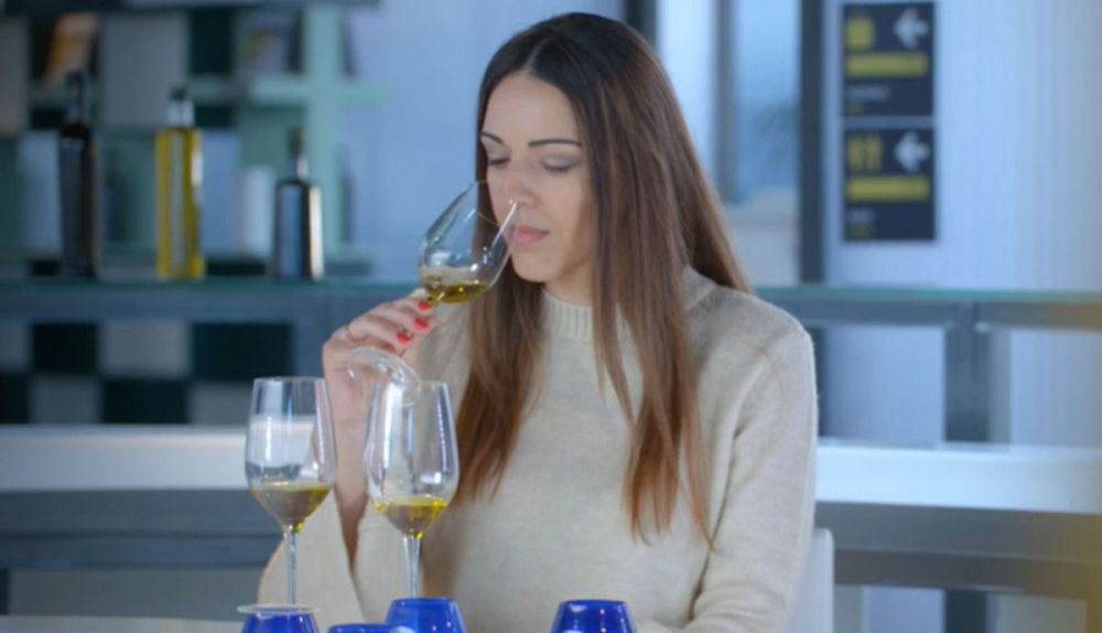 Imagen de una cata de aceite, a la que se aplica aranceles en EEUUU.