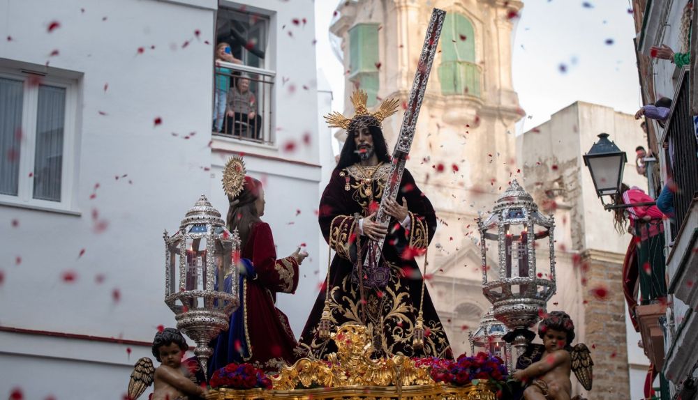 Nazareno Semana Santa de Cádiz  33