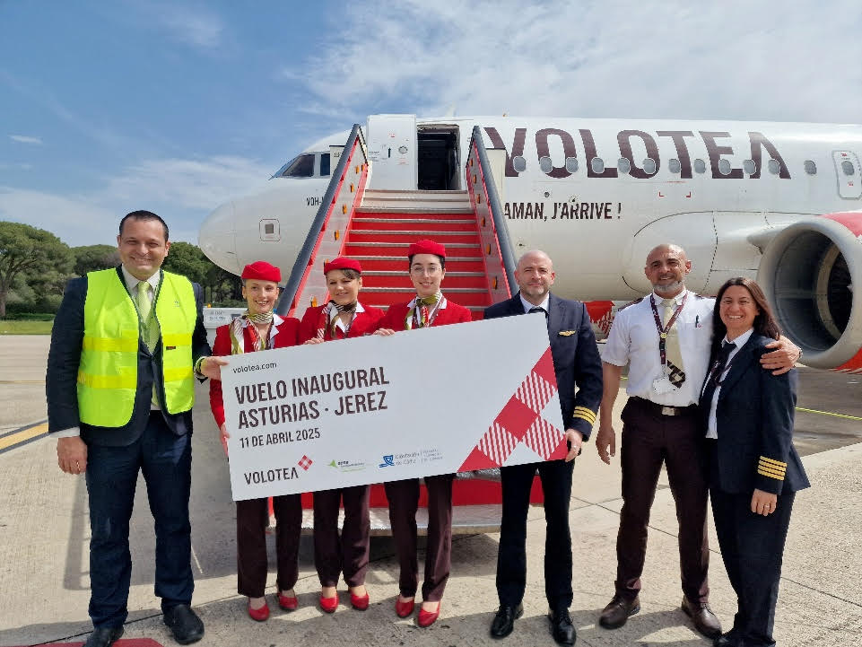 Estreno de la nueva ruta del Aeropuerto de Jerez.