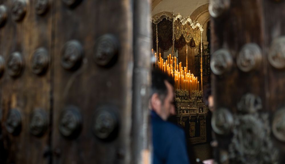 La Virgen de la Angustia.  MAURI BUHIGAS