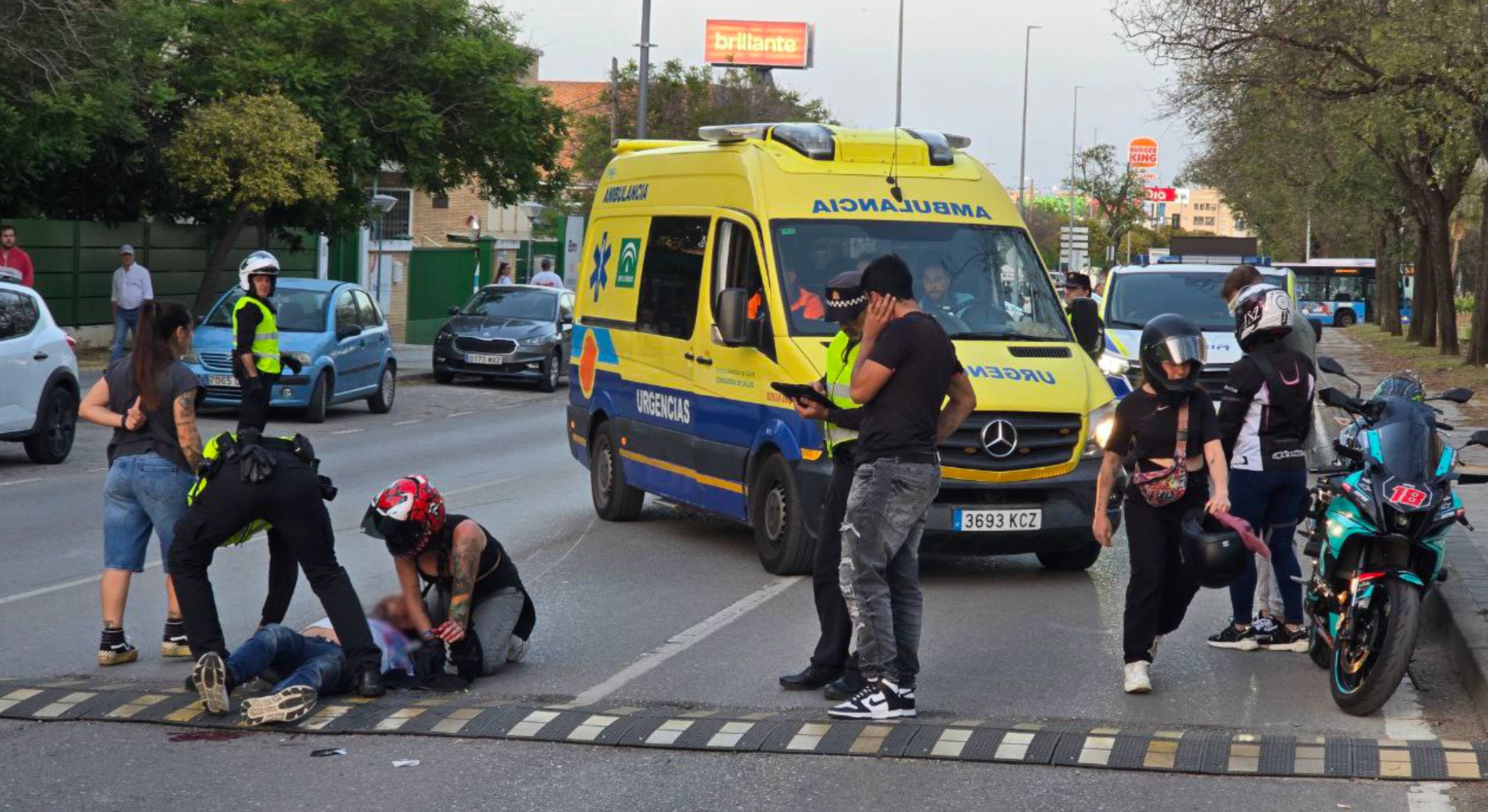 Otra imagen del accidente en la avenida de Europa.