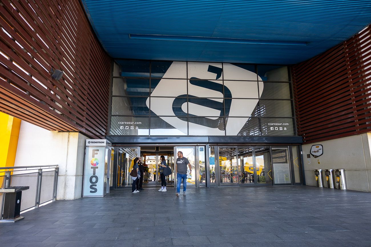 El gran apagón ha afectado a las grandes superficies como Área Sur.