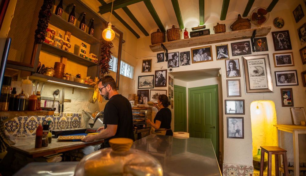 LA KASTIZA   BAR 05