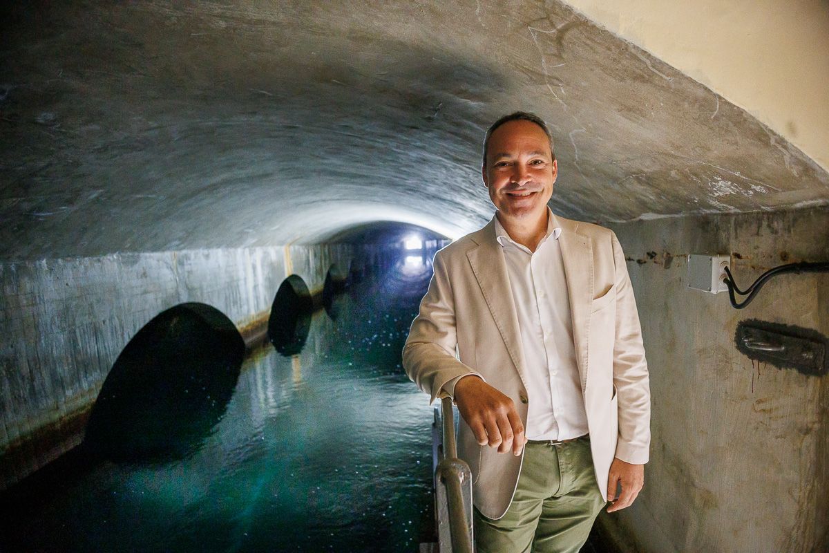 Andrés Díaz, presidente del Consorcio de Aguas de la Zona Gaditana, en los depósitos de San Cristóbal.