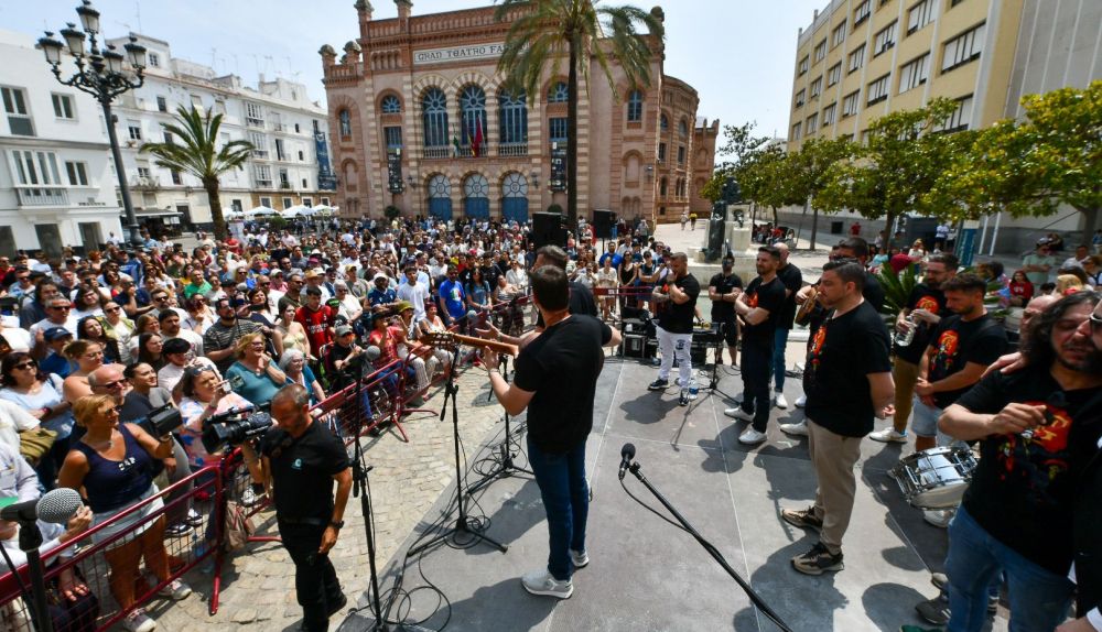 Homenaje a Juan Carlos Aragón 