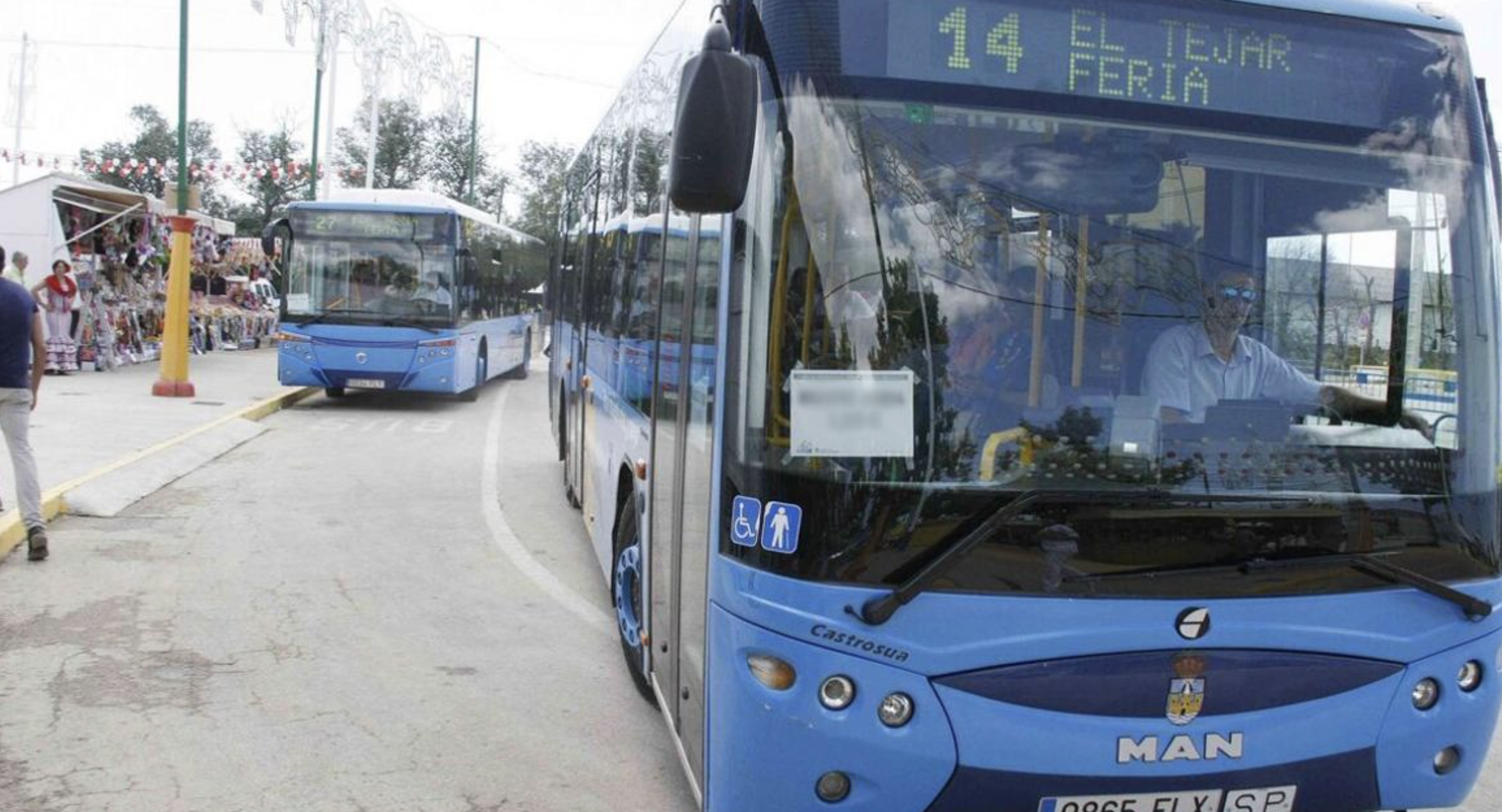 Autobuses en la Feria de El Puerto.
