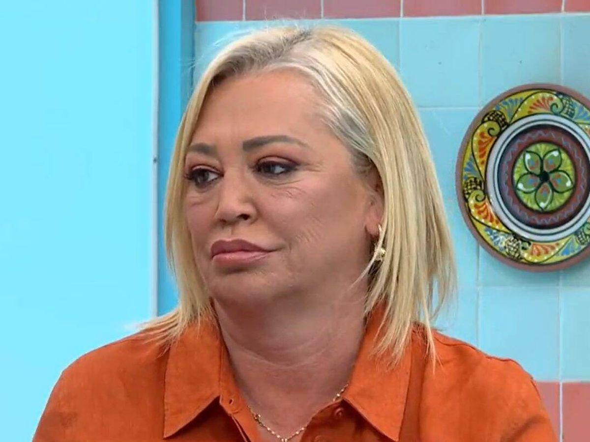 Belén Esteban en La Familia de la Tele.