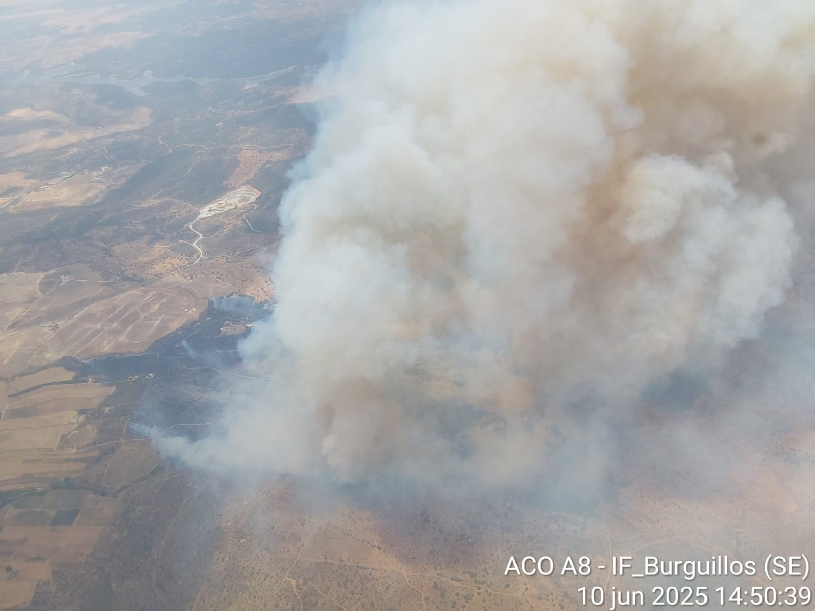 Incendio en Burguillos. Incendio en Burguillos.