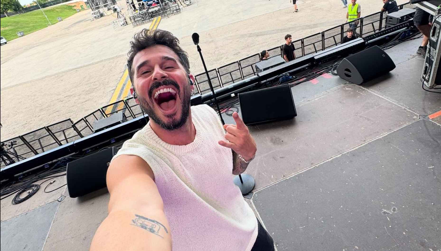 Antoñito Molina, antes de empezar uno de sus conciertos.