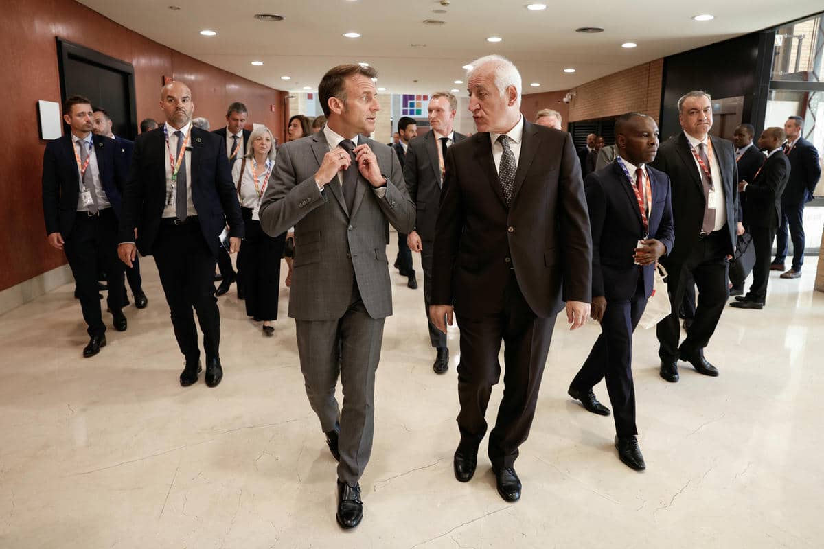 Emmanuel Macron, presidente de Francia, en la cumbre de la ONU en Sevilla, este lunes.