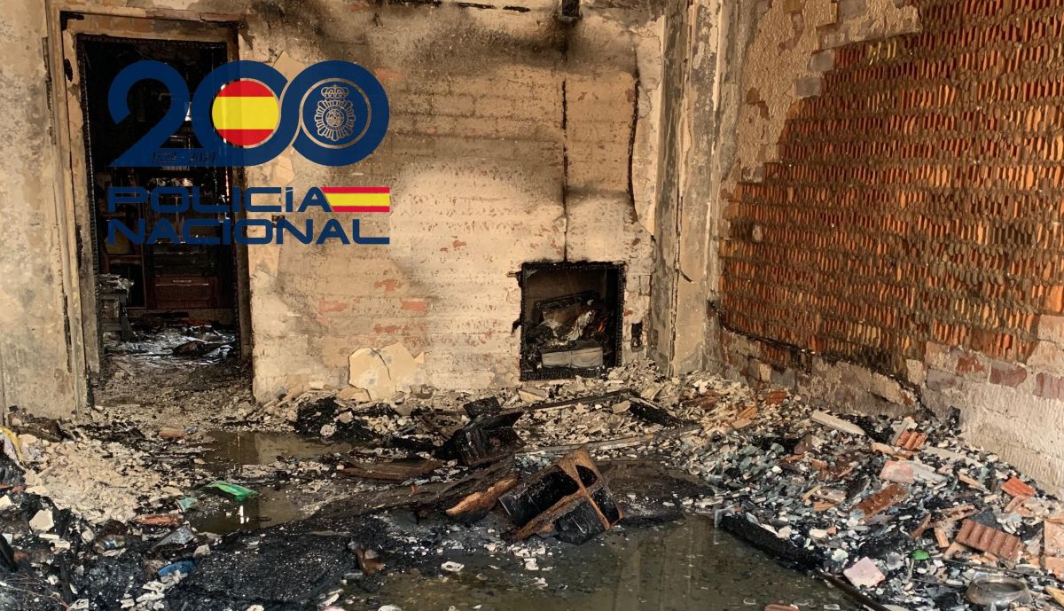 Vivienda calcinada en Coria 