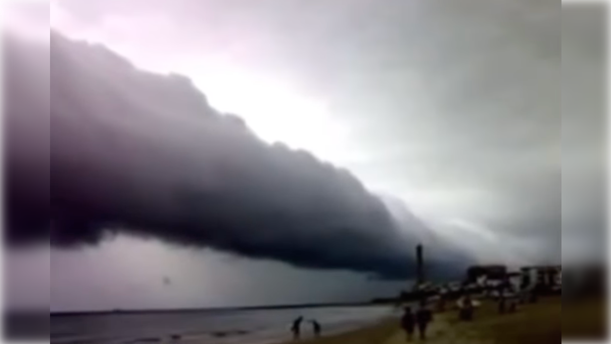 La nube rodillo que se originó sobre Chipiona en el verano del año 2007.