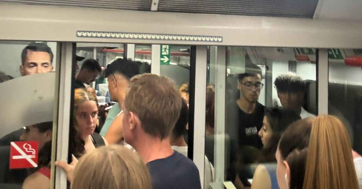 Imagen del caos en Renfe compartida en redes por un usuario.