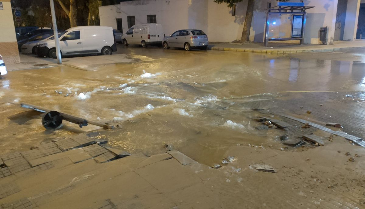 Tubería rota El Puerto