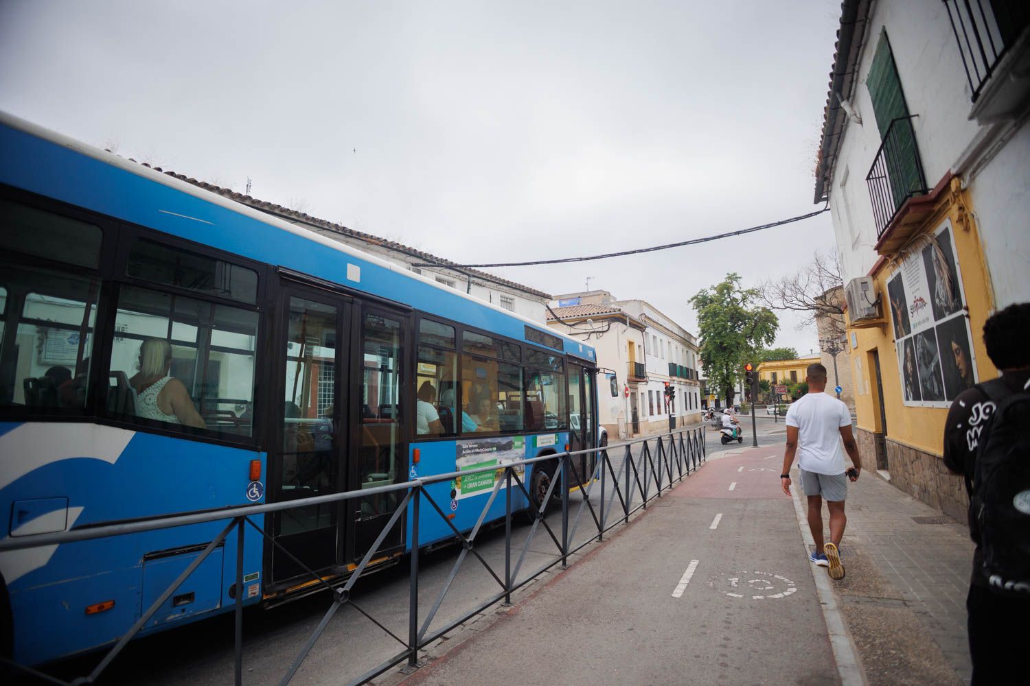 Un autobús urbano de Jerez, este mismo jueves.