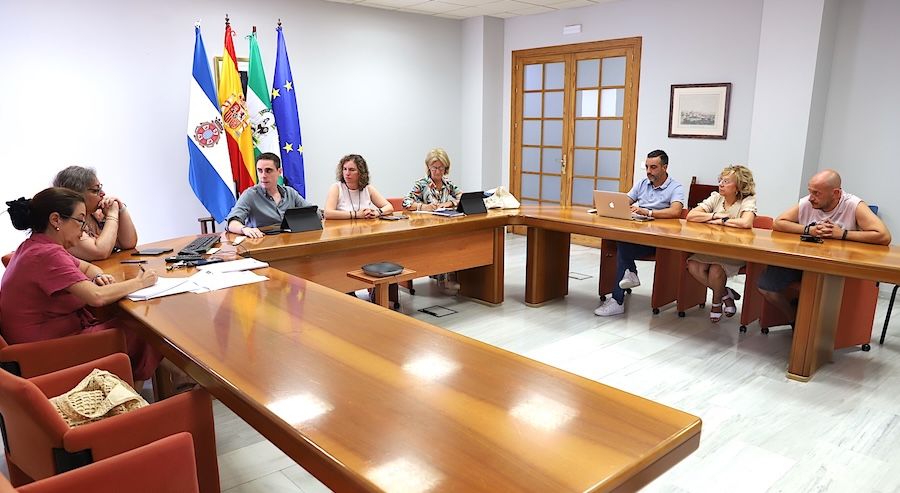 El consejo de administración de Comujesa celebrado este viernes. 