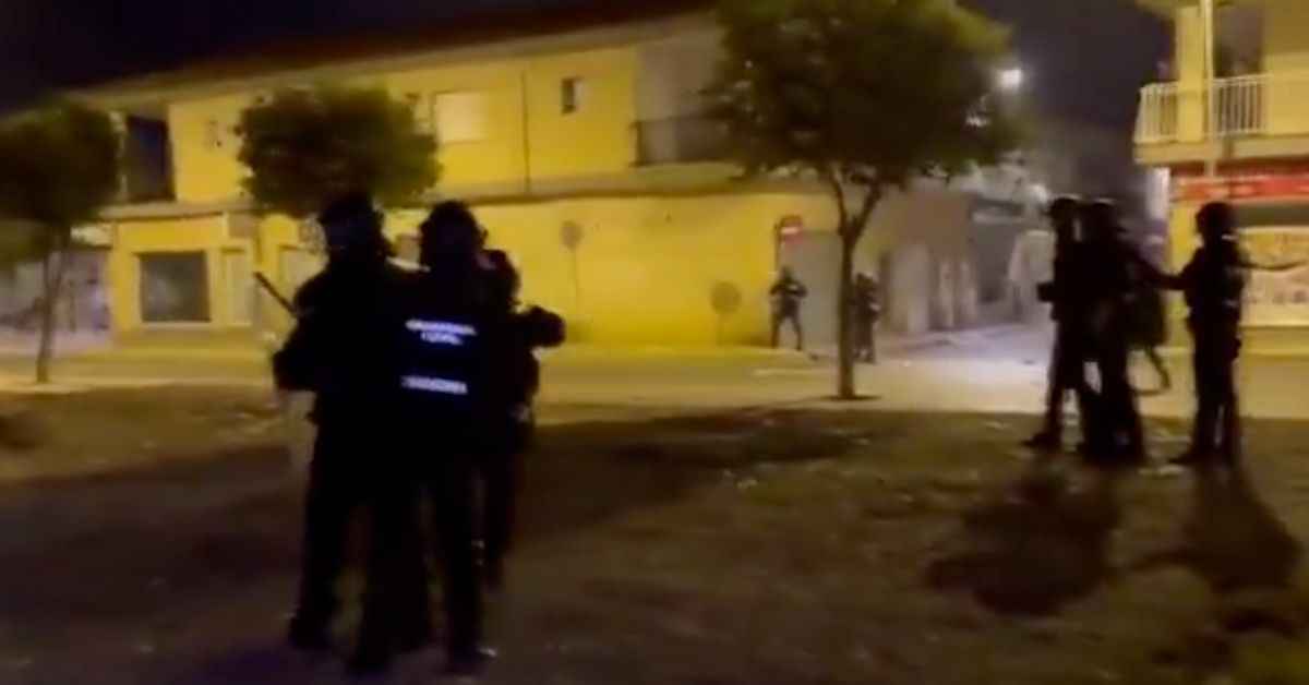 Antidisturbios en Torre Pacheco.