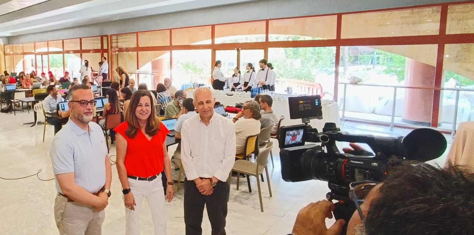 La consejera María del Carmen Castillo, en el inicio de las oposiciones docentes en Andalucía.