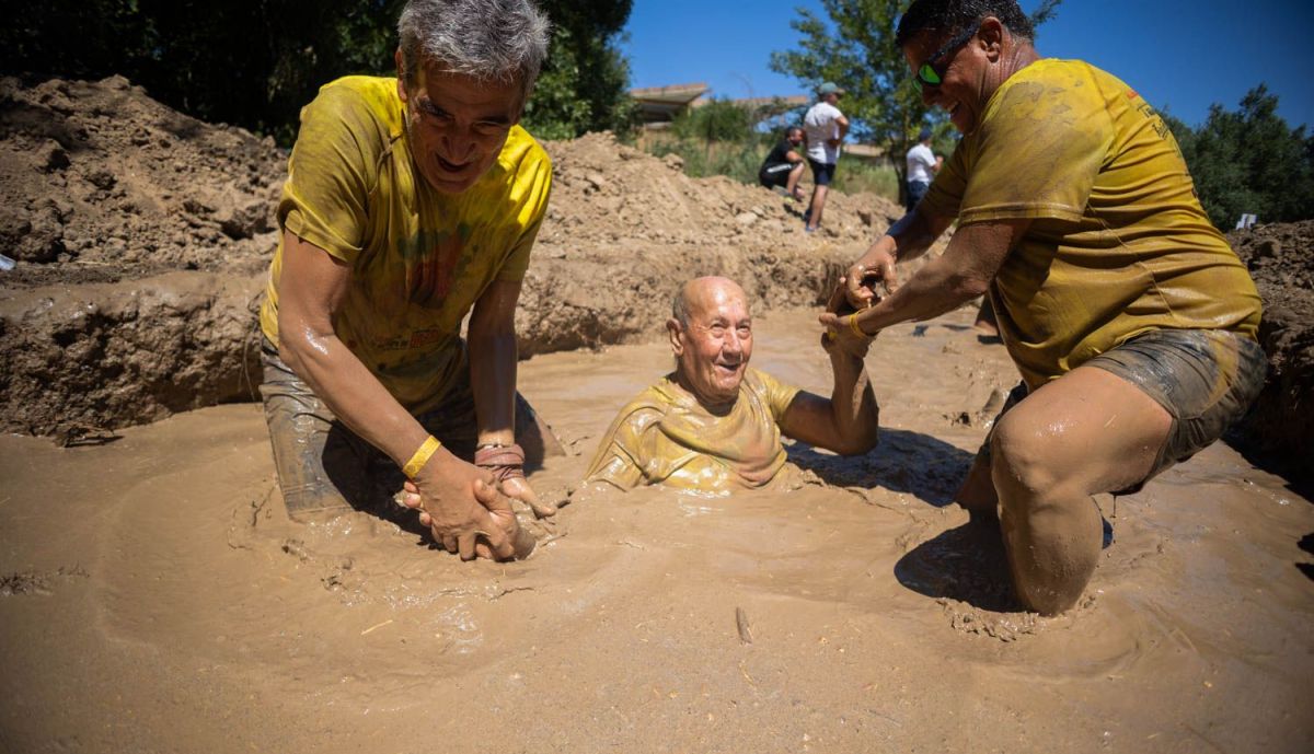 CARRERA DEL BARRO  084