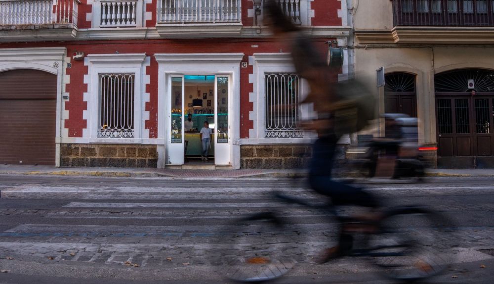 Locales Cádiz  La Colonial