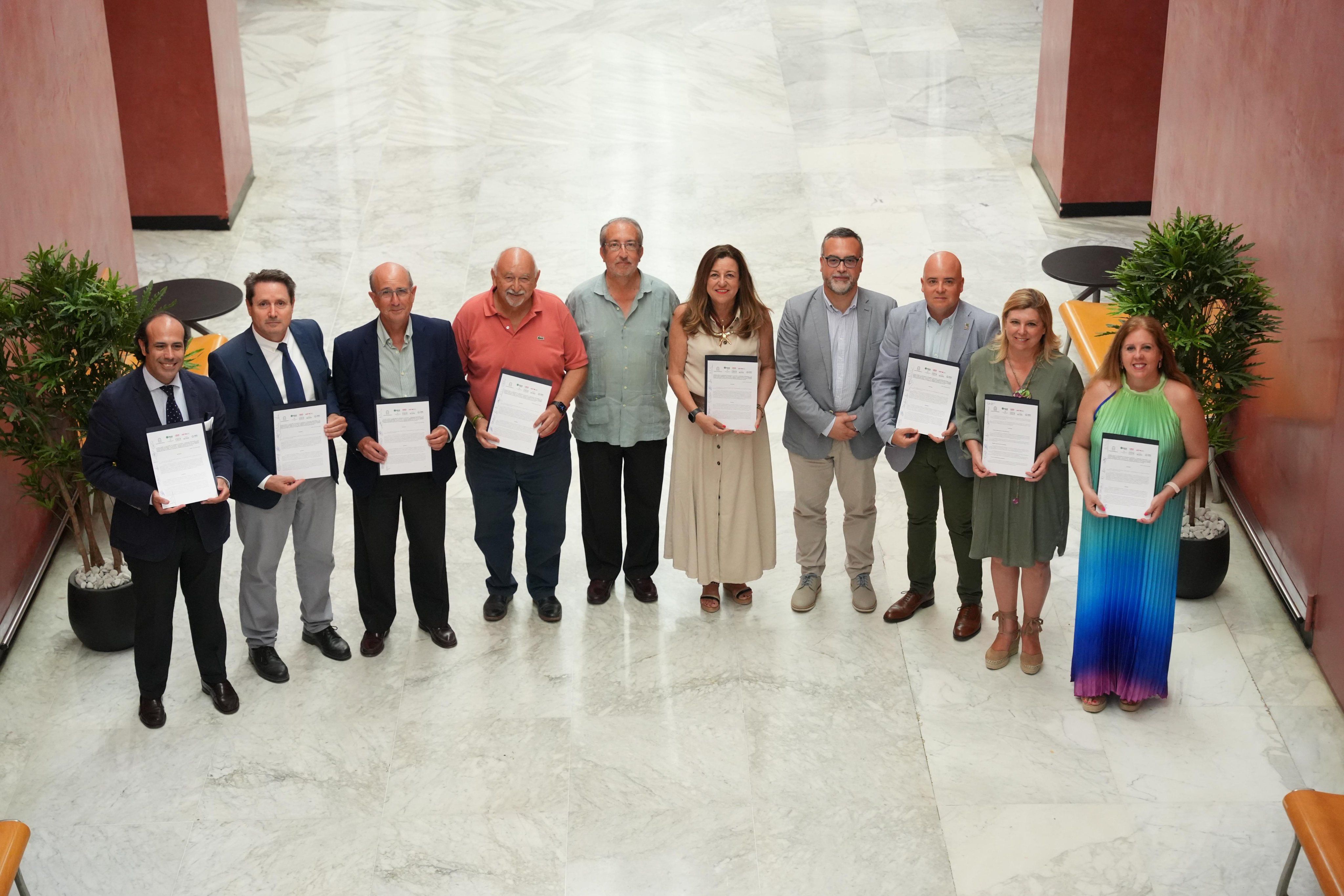 Firma del acuerdo con la concertada.