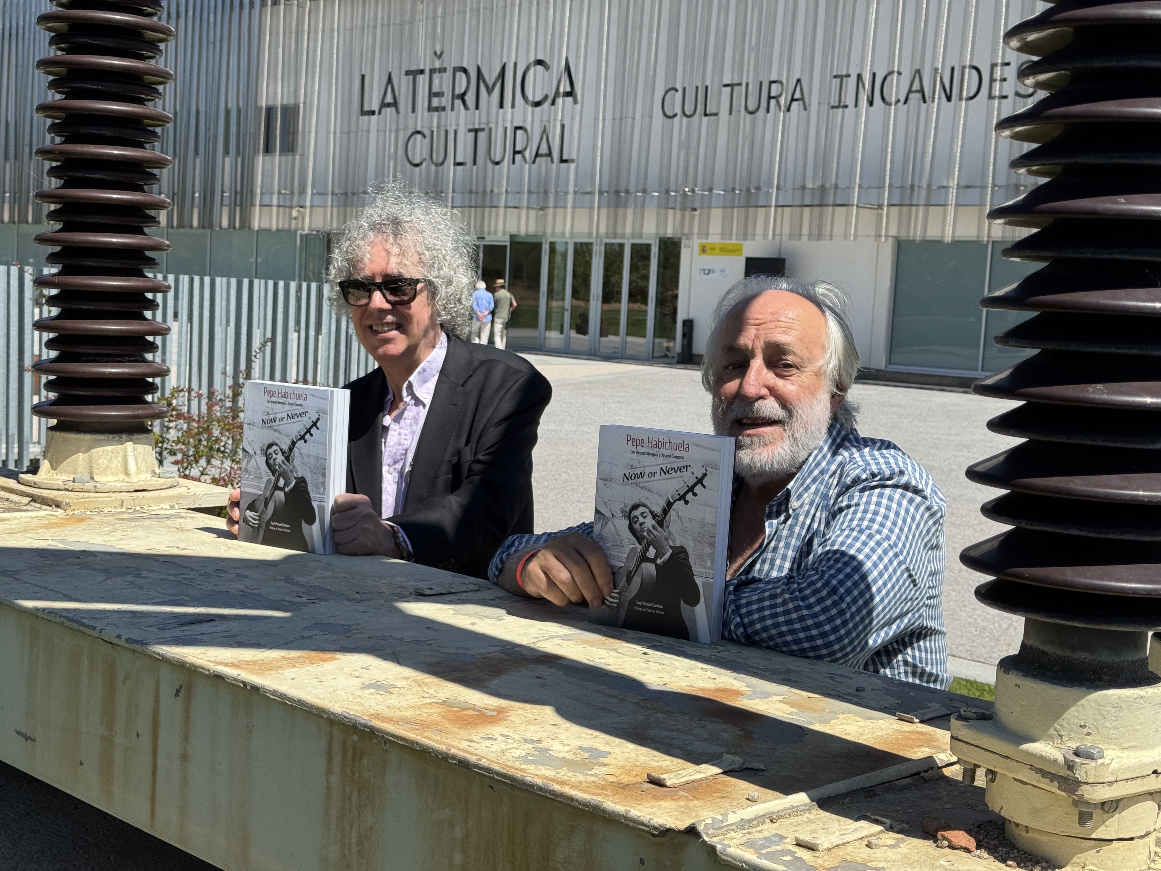 Gamboa y Paco Manzano   Libro Pepe Habichuela