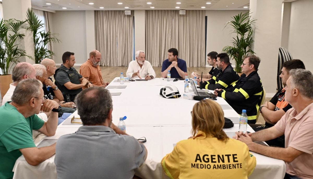 Reunión CECOP incendio Montecastillo