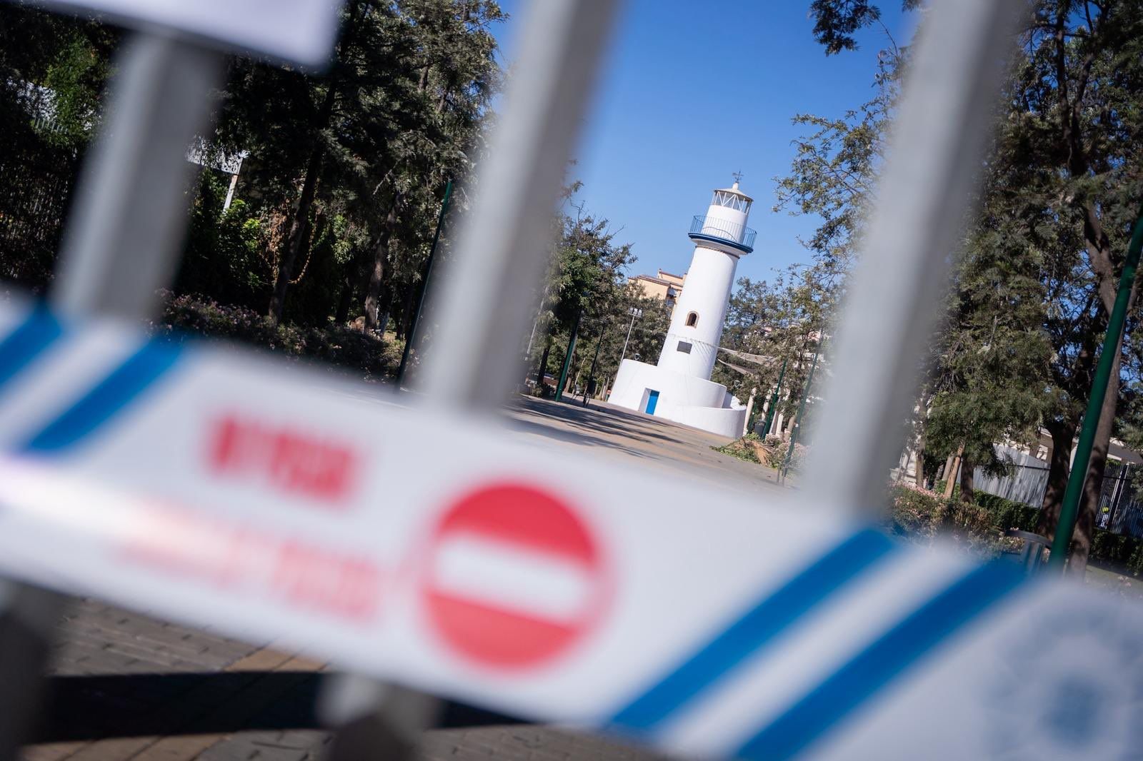 El parque de Huelin, en Málaga, cerrado por el Ayuntamiento de forma preventiva.