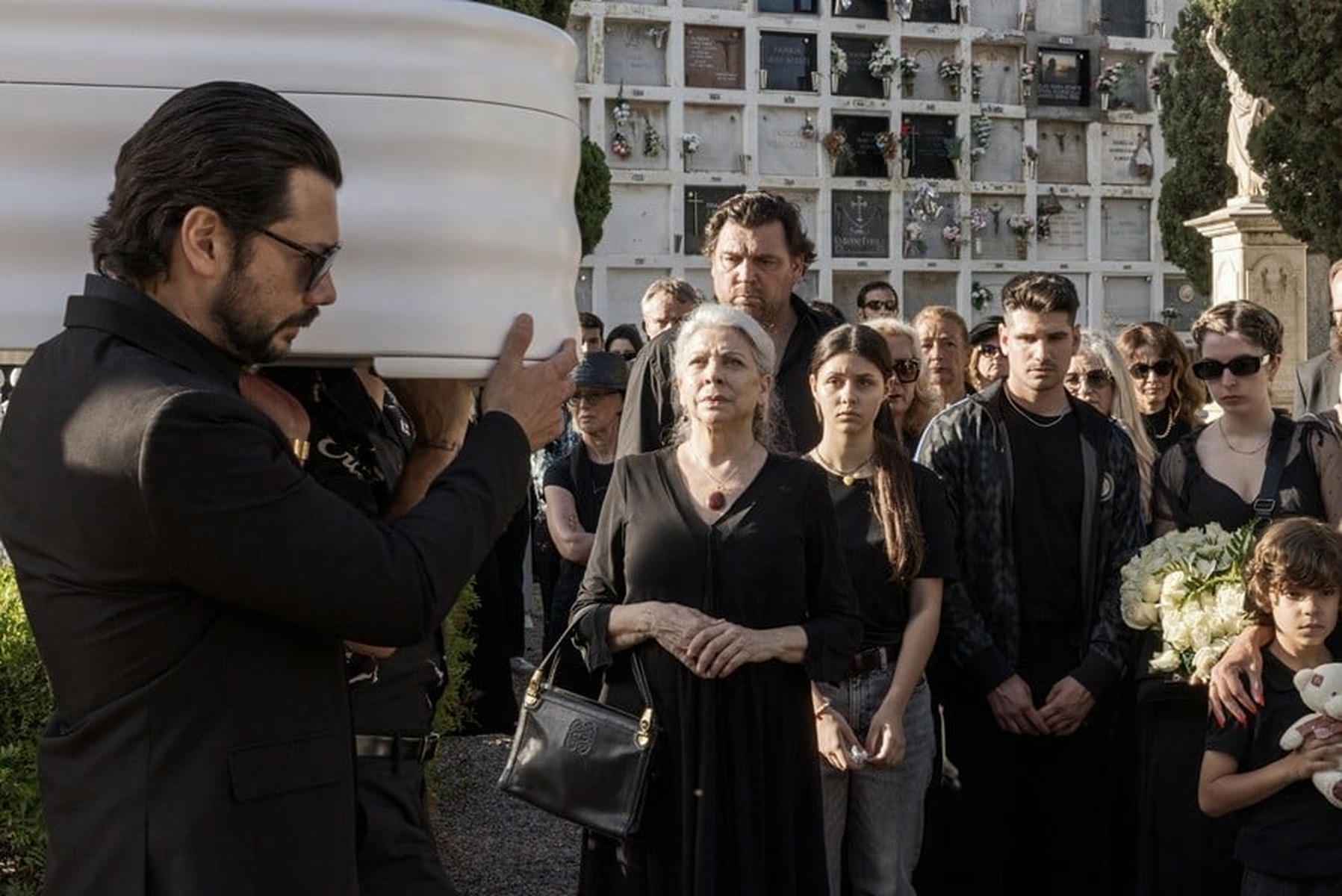 Una imagen de 'Dos tumbas', rodada en gran parte en Frigiliana. Una imagen de 'Dos tumbas', rodada en gran parte en Frigiliana.