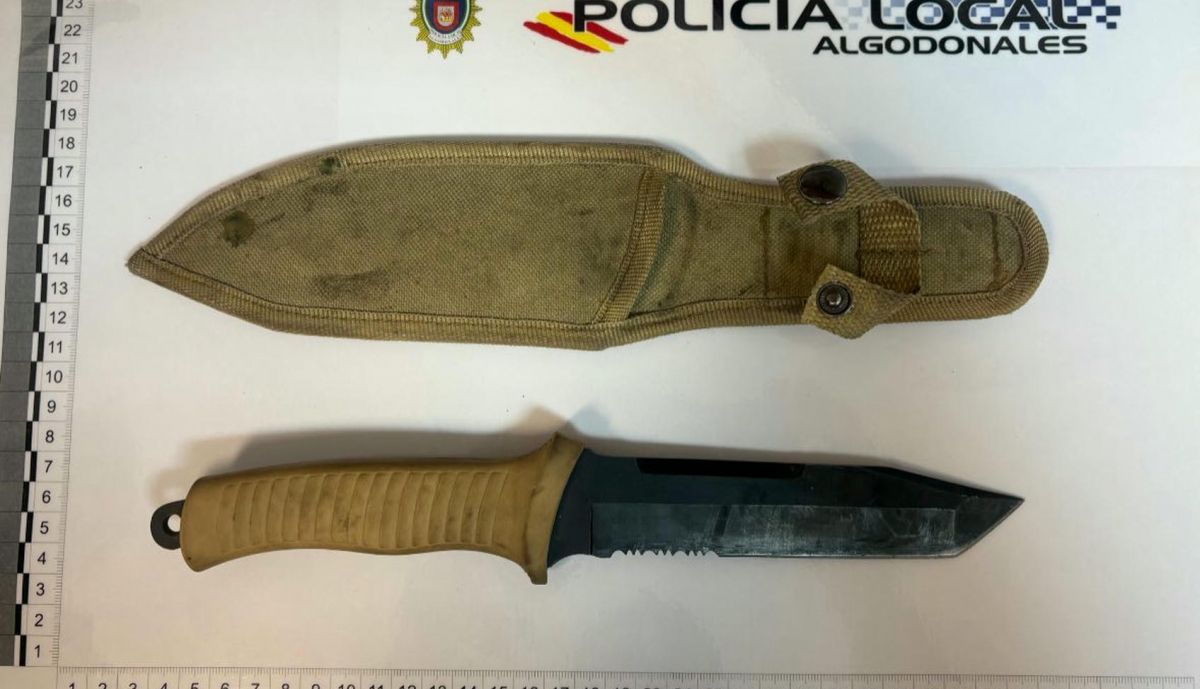 machete