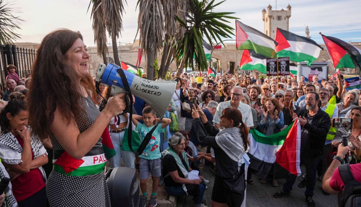 Concentración de la cadena humana Palestina. 1386