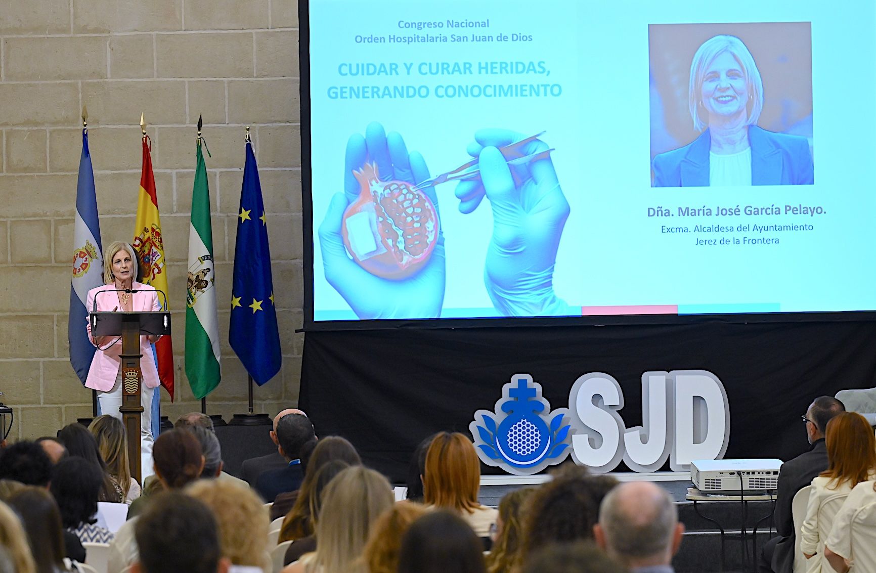 Intervención de la alcaldesa María José García Pelayo.