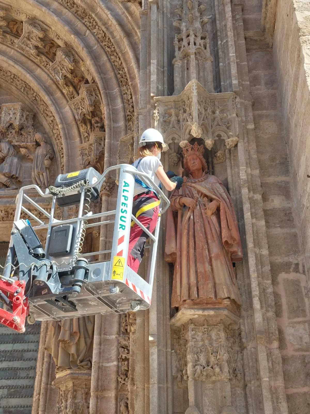 catedral sevilla.jpeg