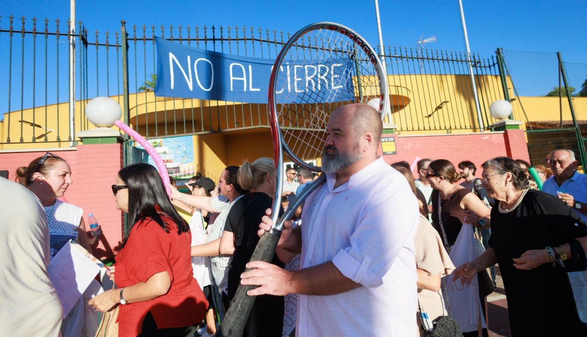 Cierre Puertas del Sur Jerez  05