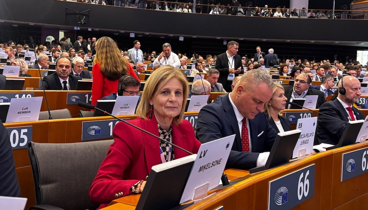 La alcaldesa María José García-Pelayo, en el Parlamento Europeo.