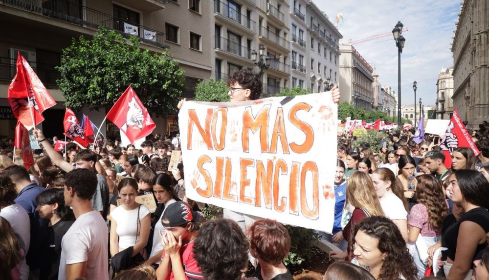 Manifestación en Sevilla en apoyo a Sandra Peña.