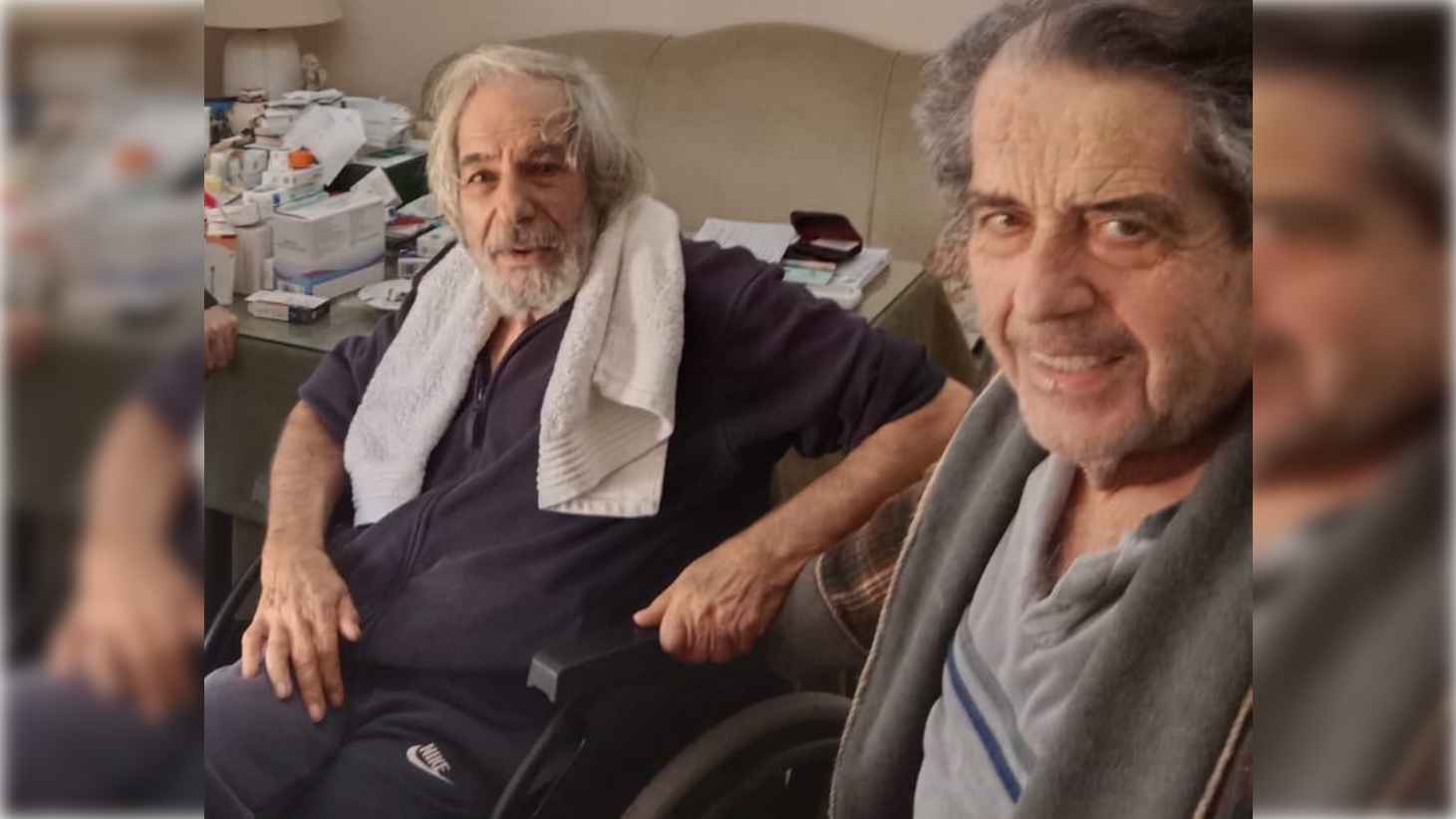 Rafael de Paula y Jerónimo Roldán, hace unos meses, en casa del periodista jerezano. Rafael de Paula y Jerónimo Roldán, hace unos meses, en casa del periodista jerezano.