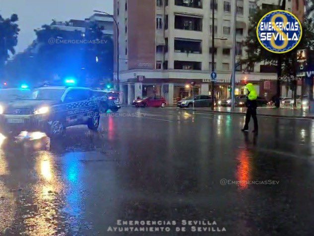 Intervención de la policía en Sevilla. Intervención de la policía en Sevilla.