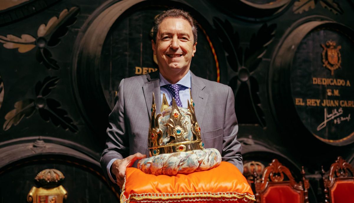ENTREGA DE CORONA REYES MAGOS  2025 30