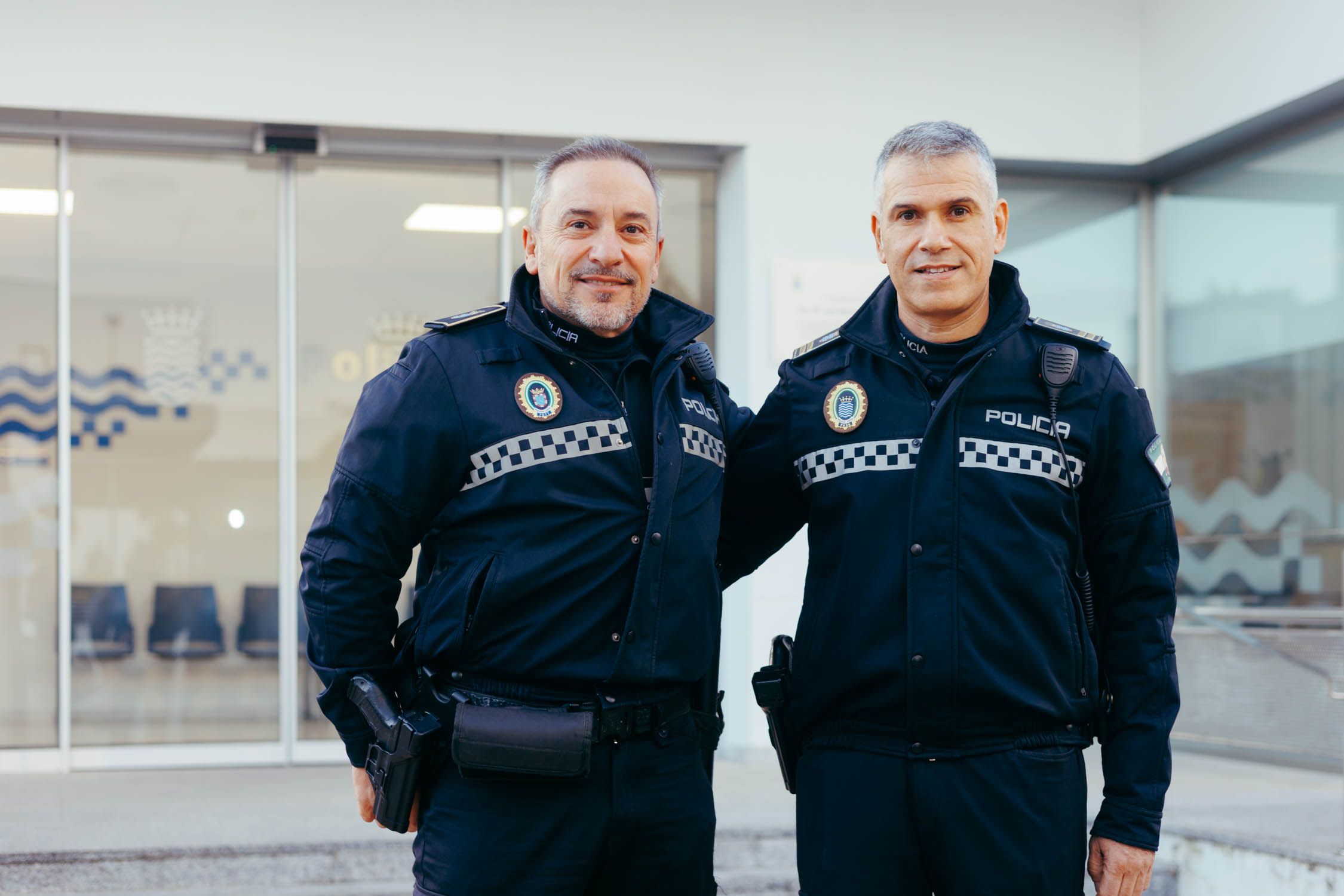 Manuel y Francisco, policías locales de Jerez que salvaron a la bebé.