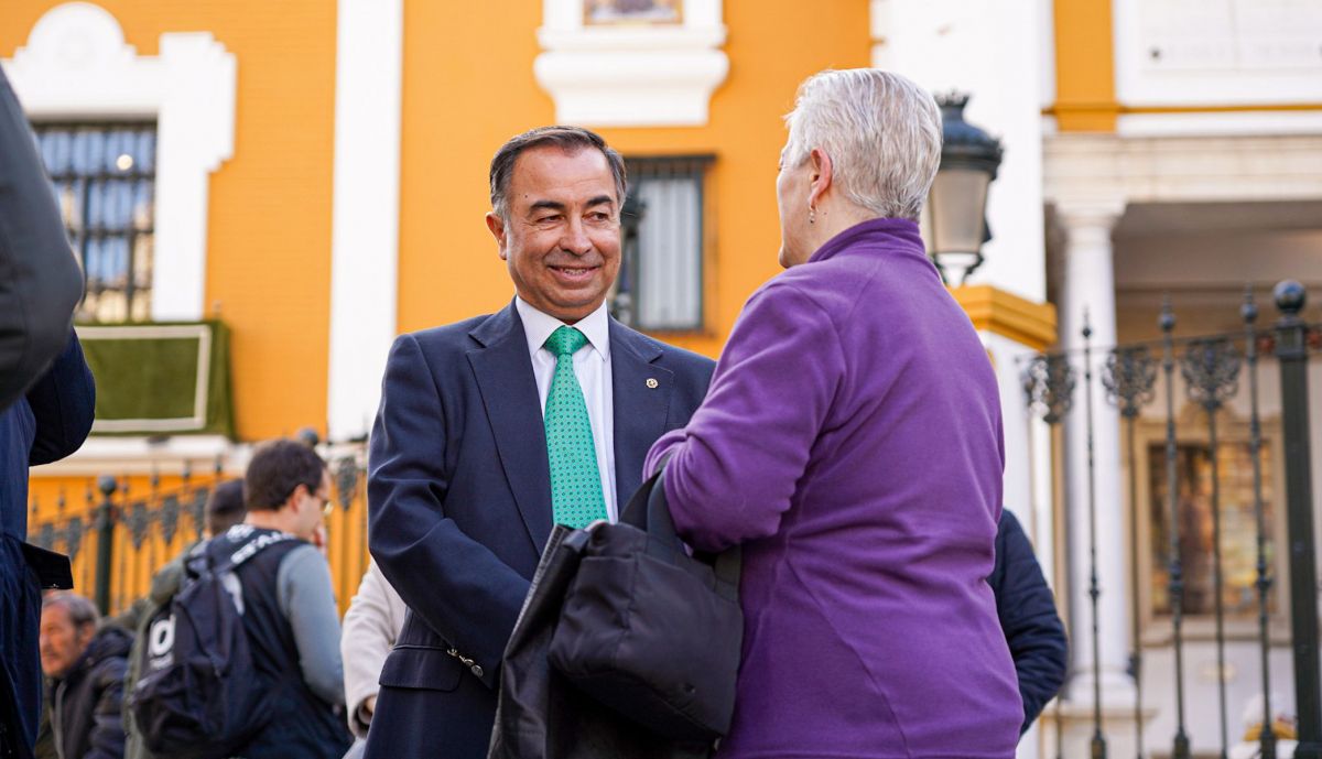 Fernando Fernández Cabezuelo hermano mayor hermandad Macarena
