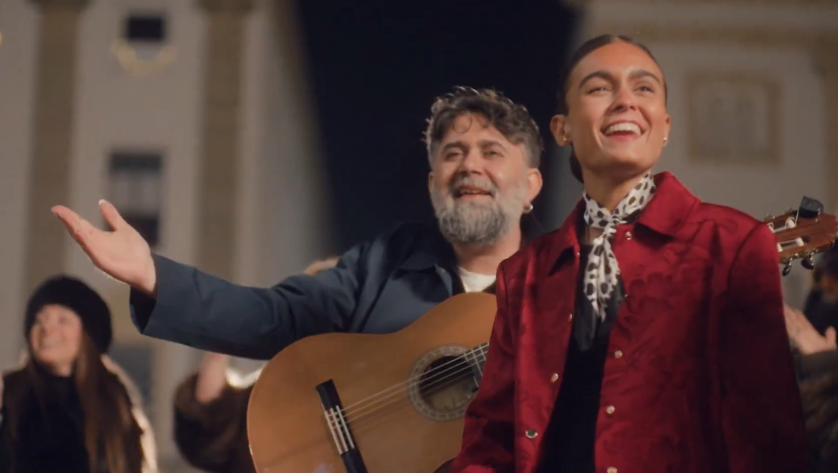 Marta Santos y Luis de Perikín, en una escena del villancico.